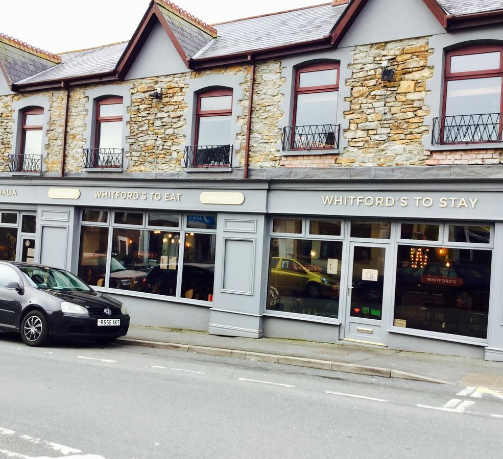 Nik The Greek Acomodação com café da manhã Burry Port Exterior foto